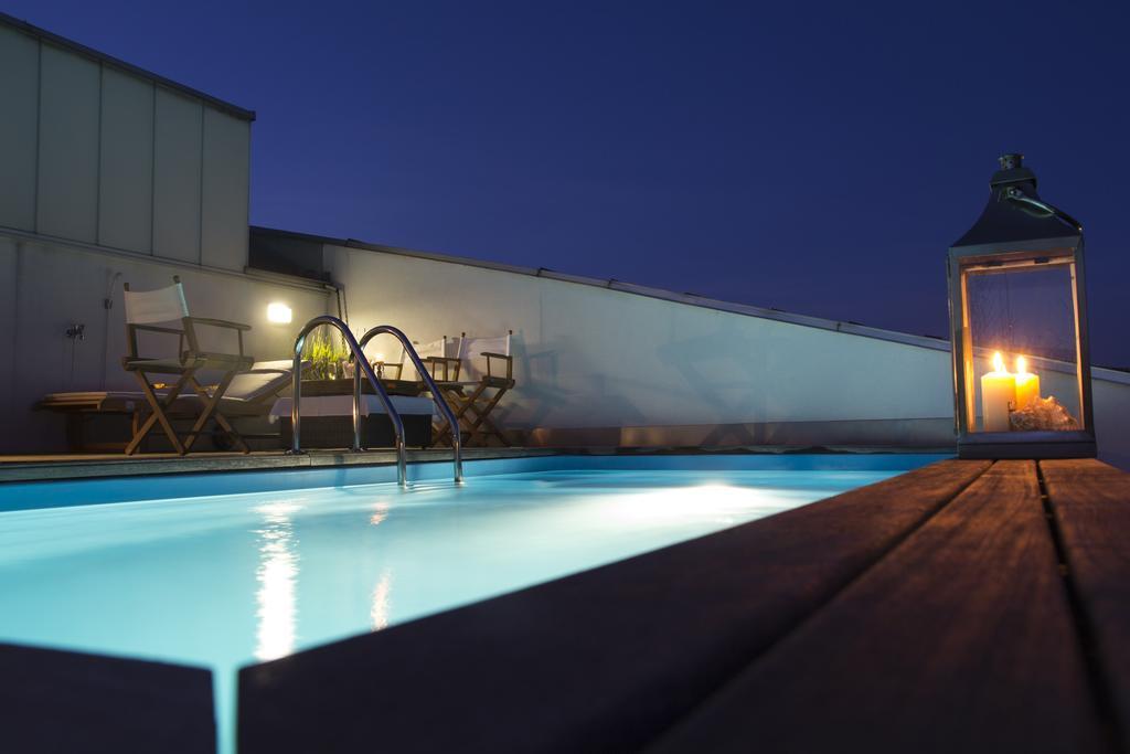 Pavi Apts Ljubljana - Private Rooftop Swimming Pool Ruang foto